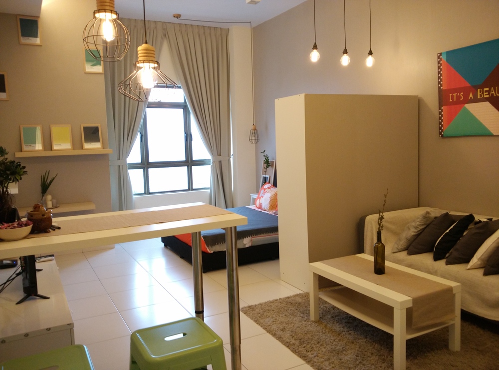 The Airbnb unit that I had used to write my manuscript a few weeks ago.