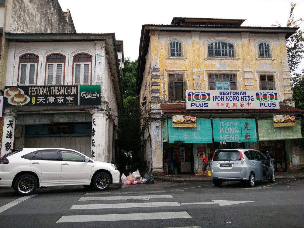 Two of the best restaurants in Ipoh, and it's literally at your doorstep if you stay at Sekeping Kong Heng.